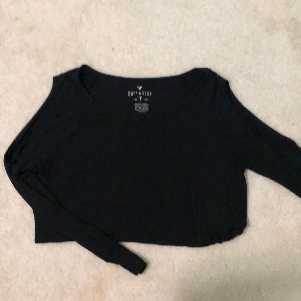 Cold shoulder soft and sexy black longsleeve